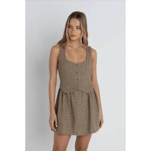 NEW RHYTHM. molly vest dress in brown
